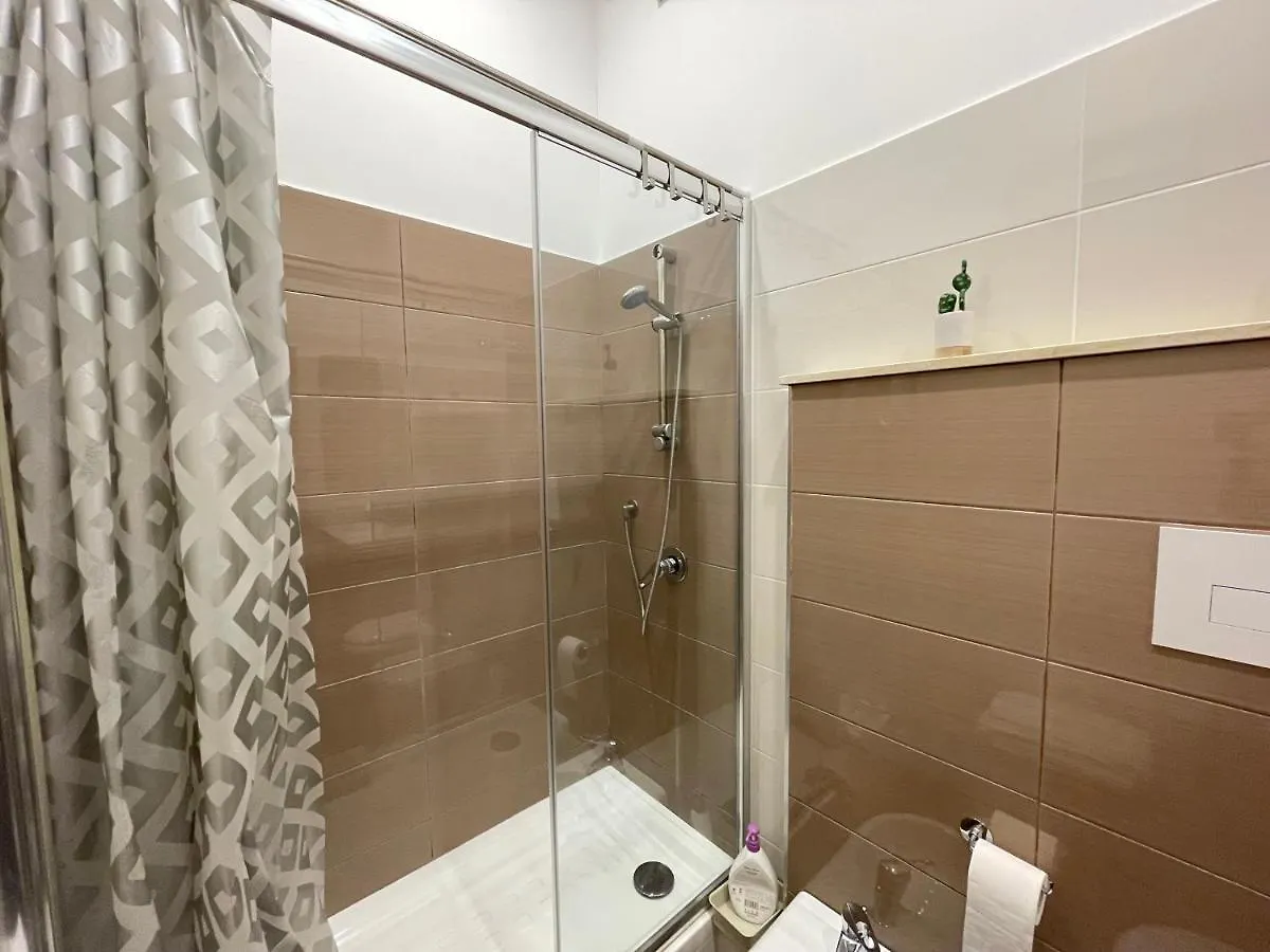 La Finestra Sul Corso Apartment Naples